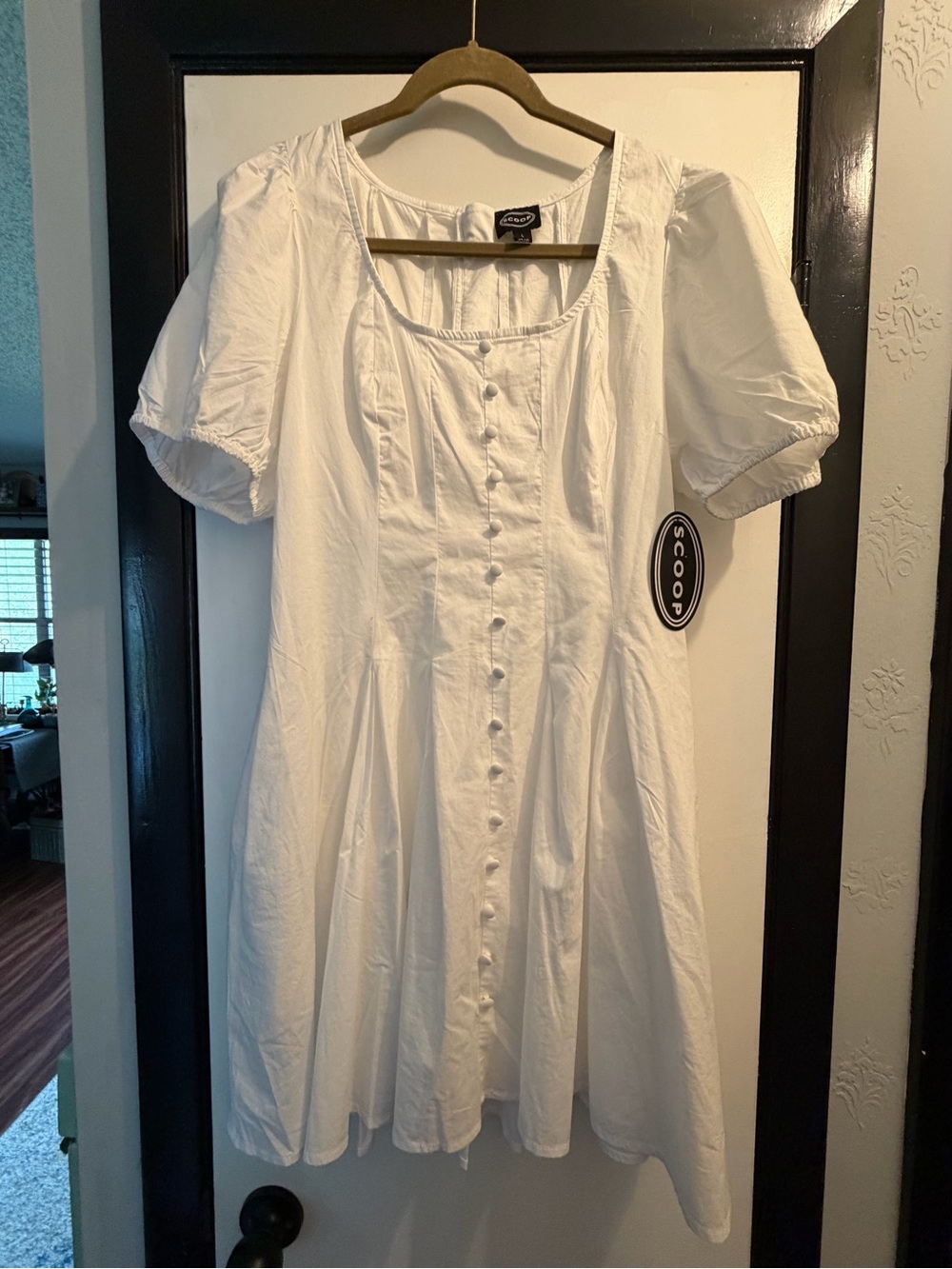 White Scoop Button-Front Puff Sleeve Dress